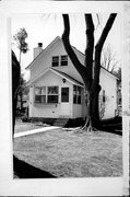 9429 CEDAR ST, a Front Gabled house, built in Gibraltar, Wisconsin in 1907.