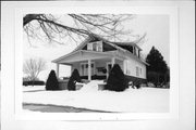 840 N 5TH AVE, a Bungalow house, built in Sturgeon Bay, Wisconsin in .