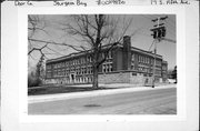 17 S 5TH AVE, a Neoclassical/Beaux Arts elementary, middle, jr.high, or high, built in Sturgeon Bay, Wisconsin in 1908.