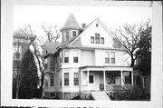284 LINDEN ST, a Queen Anne house, built in Fond du Lac, Wisconsin in 1904.
