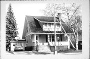 589 S MAIN ST, a Bungalow house, built in Fond du Lac, Wisconsin in 1915.