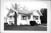144 N PARK AVE, a Bungalow house, built in Fond du Lac, Wisconsin in 1917.