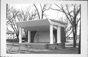 TAYLOR PARK, a Neoclassical/Beaux Arts bandstand, built in Fond du Lac, Wisconsin in 1910.