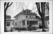 195 7TH ST, a American Foursquare house, built in Fond du Lac, Wisconsin in 1920.