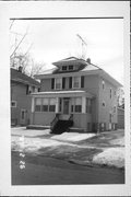 236 7TH ST, a American Foursquare house, built in Fond du Lac, Wisconsin in 1927.