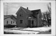 22 8TH ST, a Cross Gabled house, built in Fond du Lac, Wisconsin in 1895.