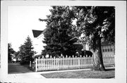 21 E ARNDT ST, a Queen Anne house, built in Fond du Lac, Wisconsin in 1900.