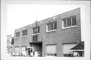 301 DIXIE ST, a Astylistic Utilitarian Building garage, built in Fond du Lac, Wisconsin in 1936.