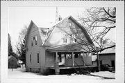122 LEFFERT ST, a Dutch Colonial Revival house, built in Berlin, Wisconsin in .