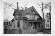 163 E NOYES ST, a Queen Anne house, built in Berlin, Wisconsin in 1912.