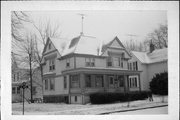 182 N STATE ST, a Queen Anne house, built in Berlin, Wisconsin in 1902.