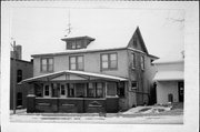 115-115A N WISCONSIN ST, a Craftsman apartment/condominium, built in Berlin, Wisconsin in 1915.