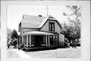 213 W CLARENCE ST, a Other Vernacular house, built in Dodgeville, Wisconsin in 1900.