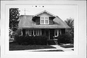 302 E MERRIMAC ST, a Bungalow house, built in Dodgeville, Wisconsin in 1920.
