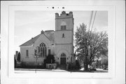 115 W MERRIMAC ST, a Late Gothic Revival church, built in Dodgeville, Wisconsin in 1907.
