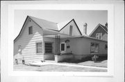 106 8TH ST, a Side Gabled house, built in Mineral Point, Wisconsin in .