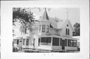 219 W SHERMAN AVE, a Queen Anne house, built in Fort Atkinson, Wisconsin in 1906.