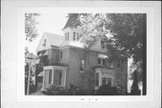164 S WASHINGTON ST, a Queen Anne house, built in Waterloo, Wisconsin in .
