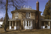 610 LIBERTY ST, a Octagon house, built in Ripon, Wisconsin in 1850.