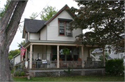 623 2ND AVE W, a Cross Gabled house, built in Ashland, Wisconsin in 1891.
