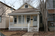 816 PRENTICE AVE, a Front Gabled house, built in Ashland, Wisconsin in .