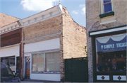 25 N WISCONSIN ST, a Commercial Vernacular retail building, built in Darien, Wisconsin in 1911.