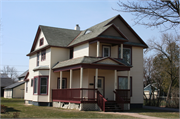 608 S 1ST AVE, a Queen Anne house, built in Wausau, Wisconsin in 1899.