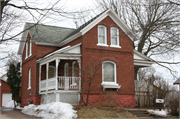 321 N 6TH AVE, a Gabled Ell house, built in Wausau, Wisconsin in 1885.