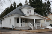1542 BUREK AVE, a One Story Cube house, built in Wausau, Wisconsin in 1919.