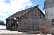 8785 STATE HIGHWAY 19, a Astylistic Utilitarian Building barn, built in Berry, Wisconsin in 1880.