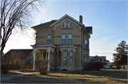 203 S Wacouta Ave, a Queen Anne house, built in Prairie du Chien, Wisconsin in 1881.