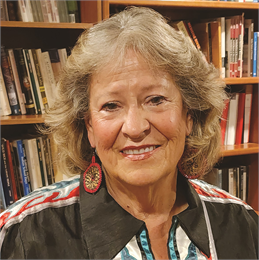 Headshot of Patty Loew