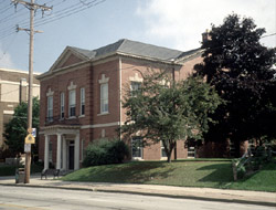 Wauwatosa Woman's Club Clubhouse, a Building.