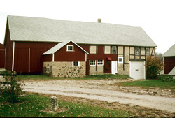 Kliese Housebarn, a Building.