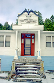 Zahn, Albert, House / Bird's Park, a Building.