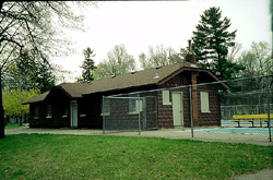 Glen Park Municipal Swimming Pool, a Structure.