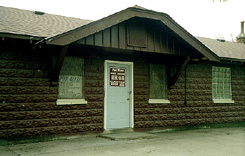 Glen Park Municipal Swimming Pool, a Structure.