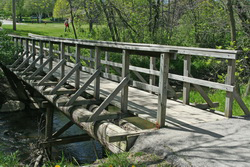 Oak Creek Parkway, a District.