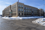 6415 W MT VERNON AVE, a Art Deco school – elem/middle/jr high/high, built in Milwaukee, Wisconsin in 1931.