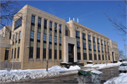 6415 W MT VERNON AVE, a Art Deco elementary, middle, jr.high, or high, built in Milwaukee, Wisconsin in 1931.