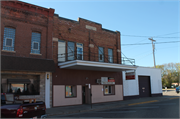 116 W 3RD ST, a Commercial Vernacular lodging-hotel, built in New Richmond, Wisconsin in 1905.