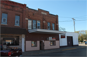 116 W 3RD ST, a Commercial Vernacular hotel/motel, built in New Richmond, Wisconsin in 1905.