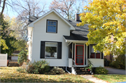 227 S GREEN AVE, a Gabled Ell house, built in New Richmond, Wisconsin in 1914.