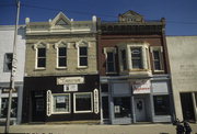 325 MAIN ST, a Italianate retail building, built in Darlington, Wisconsin in 1880.
