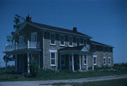 NE CORNER OF COUNTY HIGHWAY U AND RENNICK RD, a Side Gabled house, built in Shullsburg, Wisconsin in 1835.