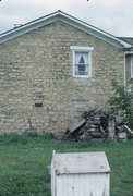 NE CORNER OF COUNTY HIGHWAY U AND RENNICK RD, a Side Gabled house, built in Shullsburg, Wisconsin in 1835.