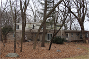 5907 WINNEQUAH RD, a International Style house, built in Monona, Wisconsin in 1931.