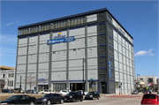 431 N 5TH ST, a Astylistic Utilitarian Building warehouse, built in Milwaukee, Wisconsin in 1915.