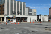 330-340 W KILBOURN AVE, a Contemporary tavern/bar, built in Milwaukee, Wisconsin in 1951.
