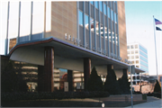 841 N BROADWAY, a Contemporary government office/facility, built in Milwaukee, Wisconsin in 1958.